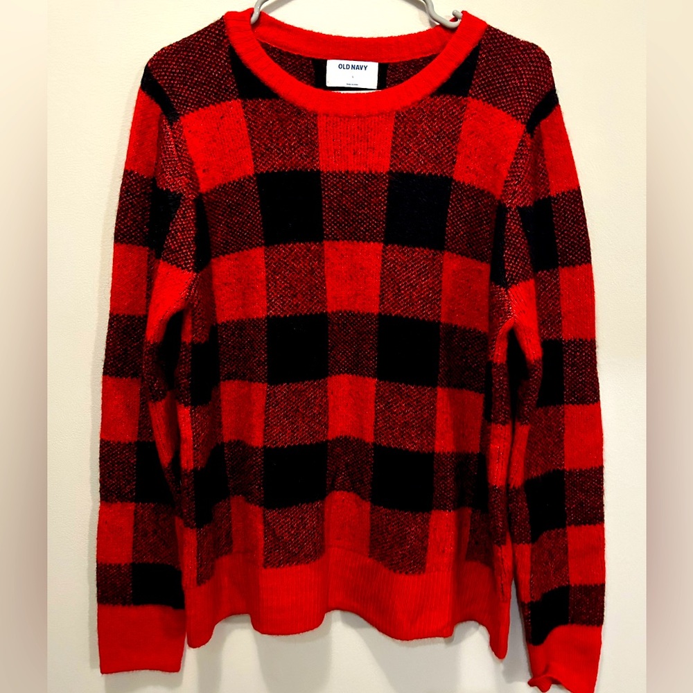 NWOT. Old Navy plaid sweater